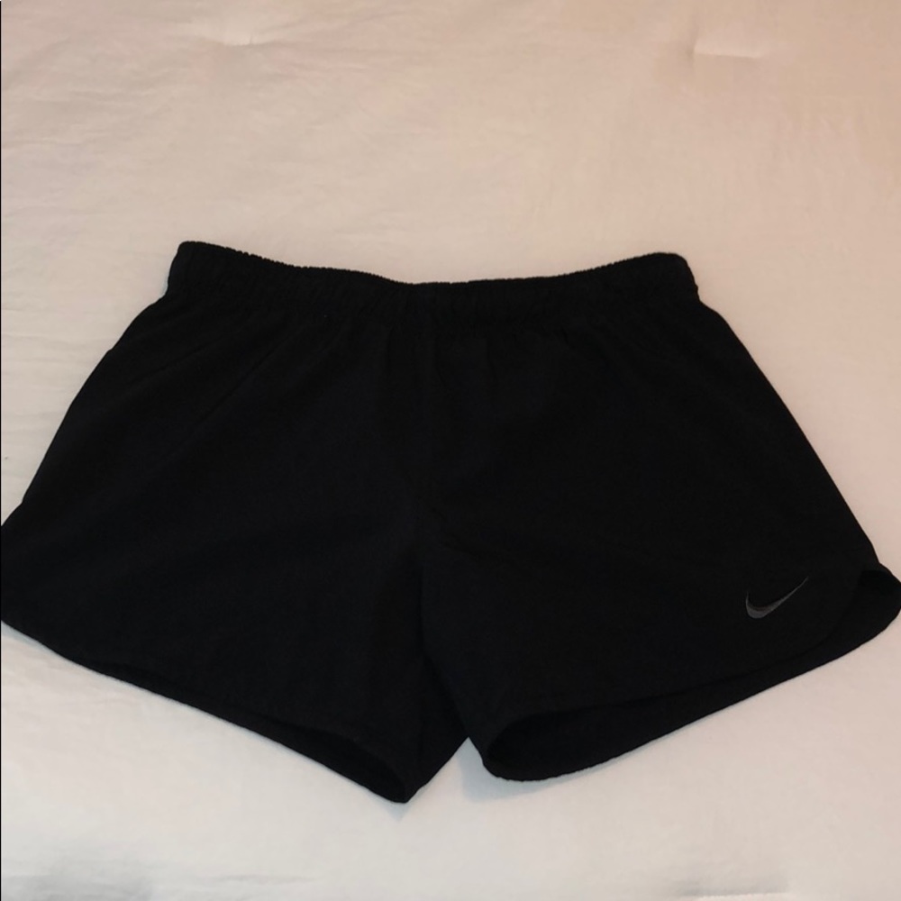 Black Nike dri-fit shorts size small w/ spandex